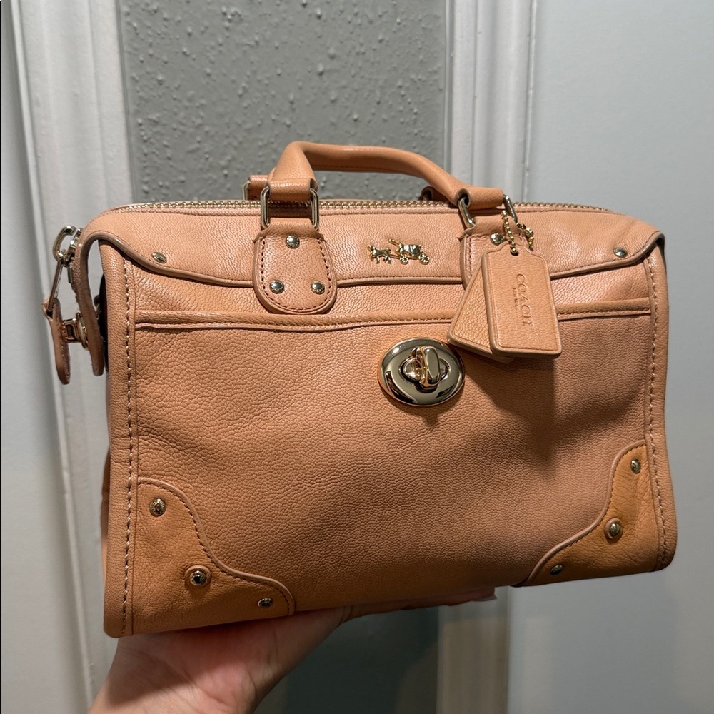 Coach apricot Leather Handbag - Picture 12 of 16